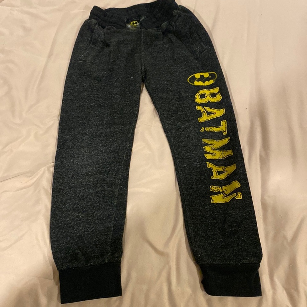 Boys size small Batman sweatpants